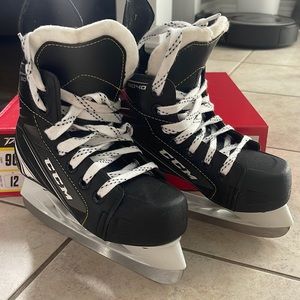 Boys skates - size 13 US